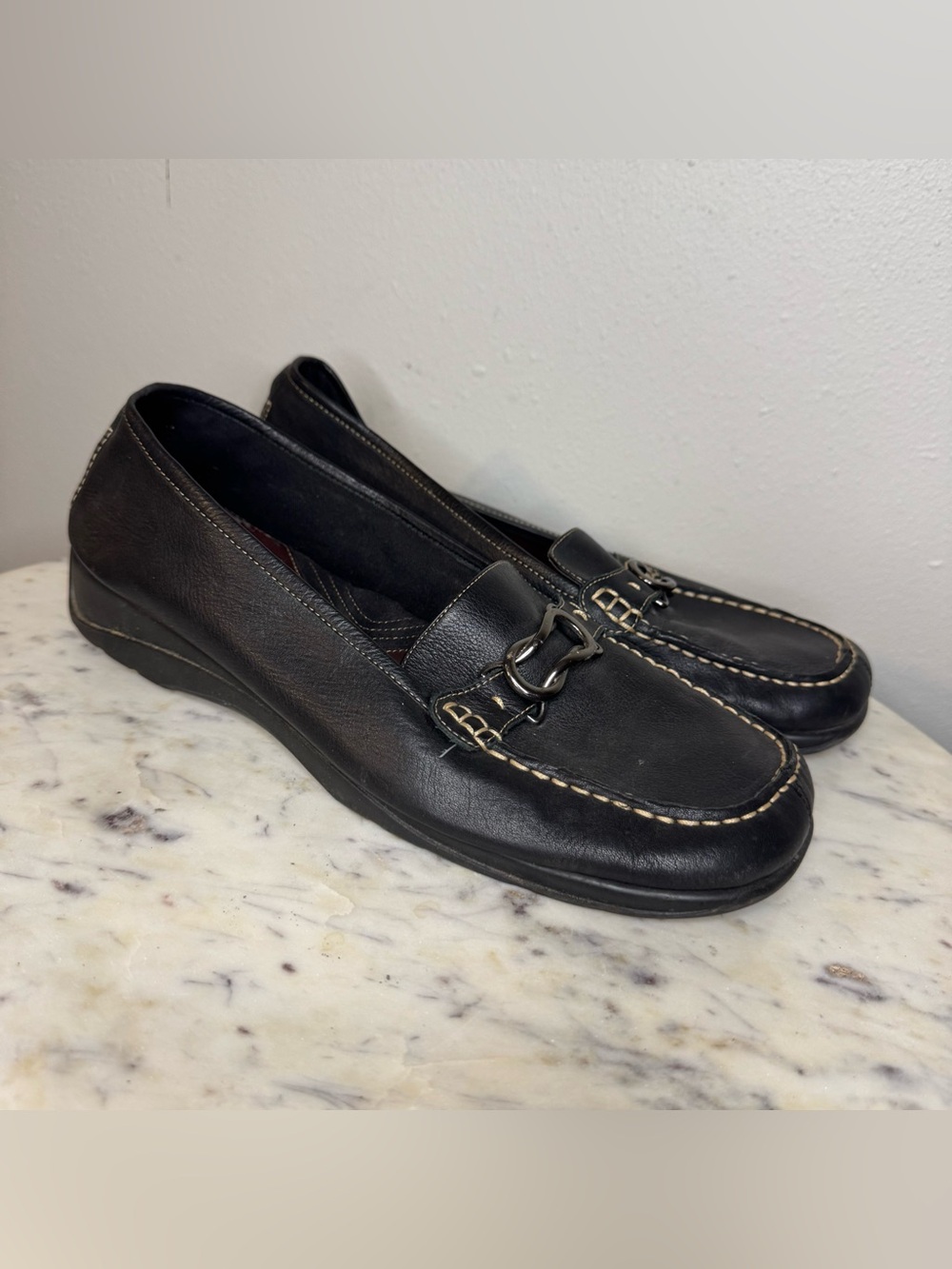 Aerosoles Loafers Size 9 wide Leather shoes MAKE ME AN OFFER!
